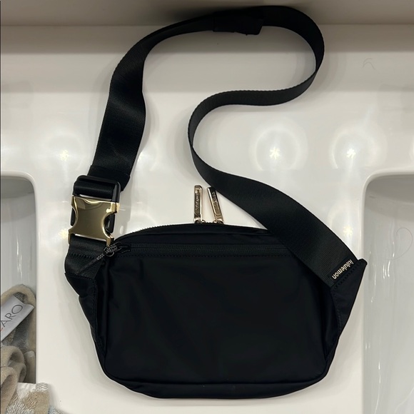 Lululemon Athletica Black and Gold Belt Bag Sleek Design - Picture 6 of 6